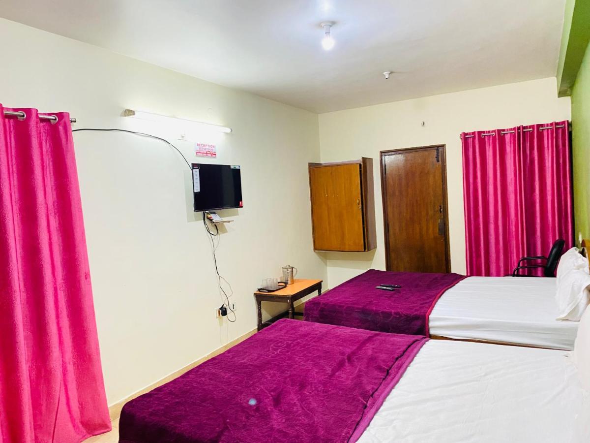Hotel Nakshatra Ooty Dış mekan fotoğraf